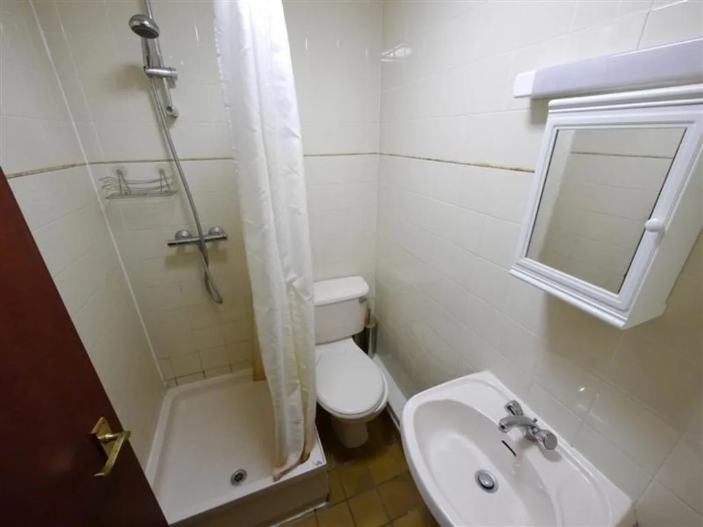 4 bedroom apartment for rent