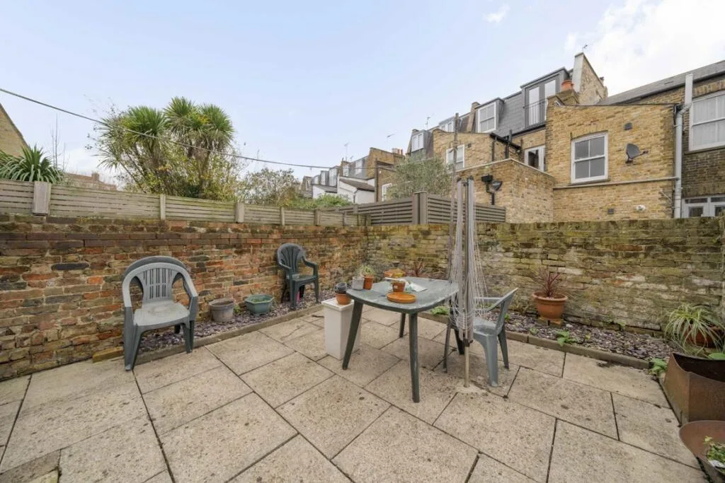 1 bedroom flat for rent