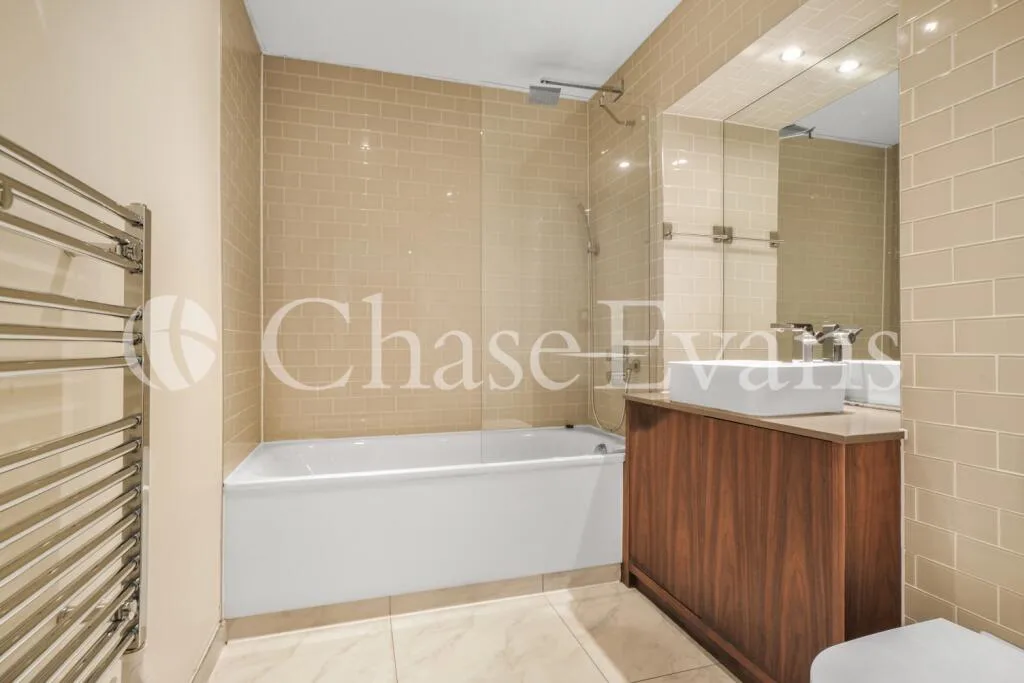 3 bedroom flat for rent