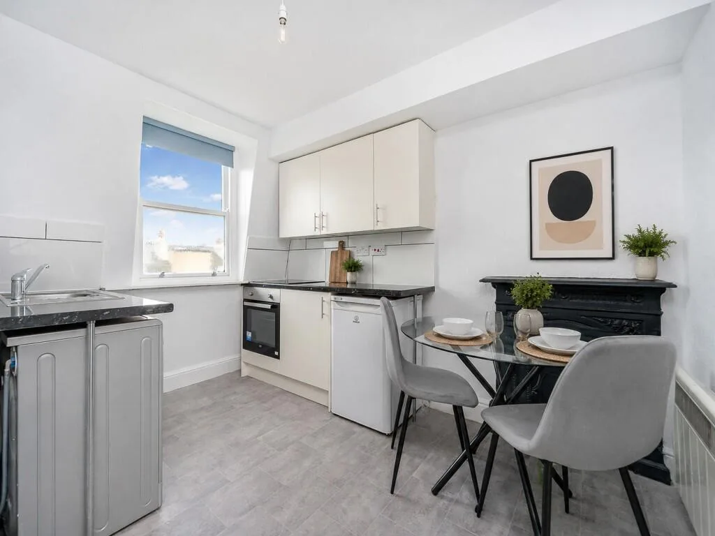 Studio flat for rent