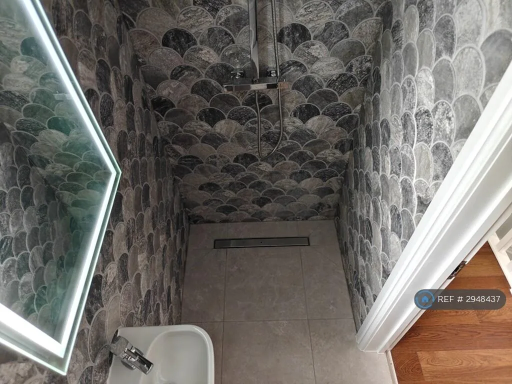 3 bedroom maisonette for rent