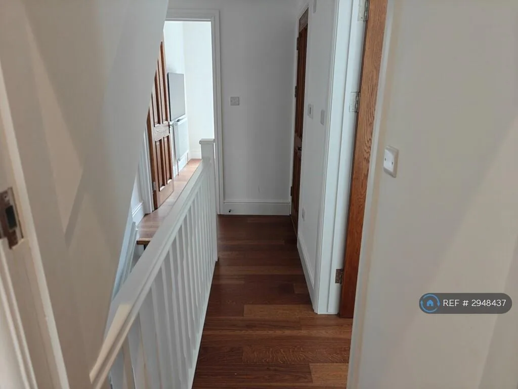 3 bedroom maisonette for rent