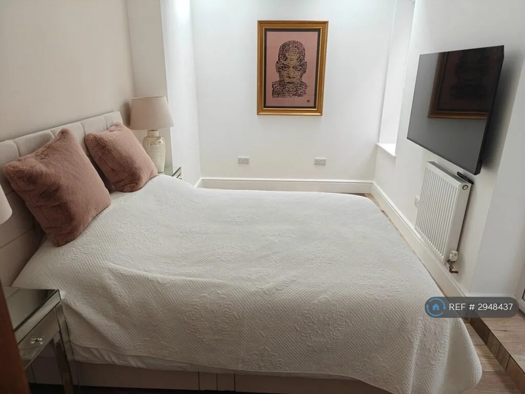 3 bedroom maisonette for rent
