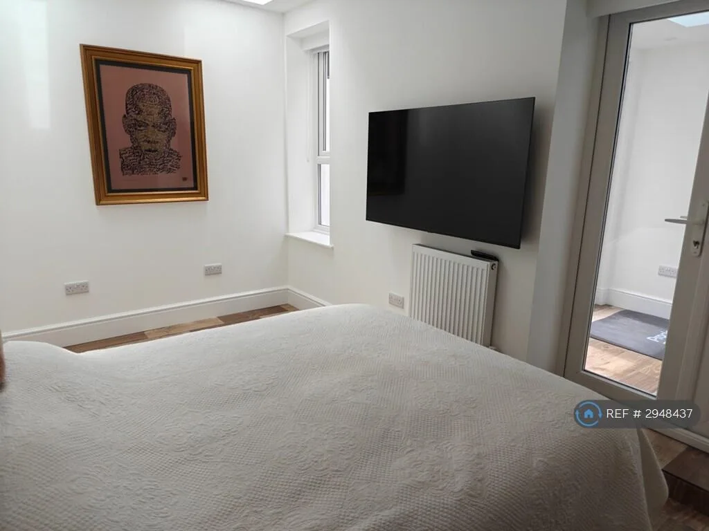 3 bedroom maisonette for rent