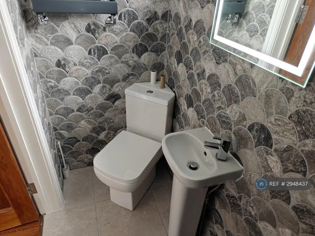 3 bedroom maisonette for rent