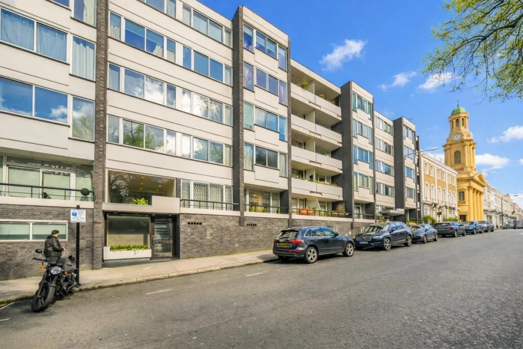 Studio flat for rent