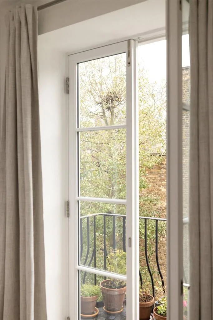 2 bedroom penthouse for rent