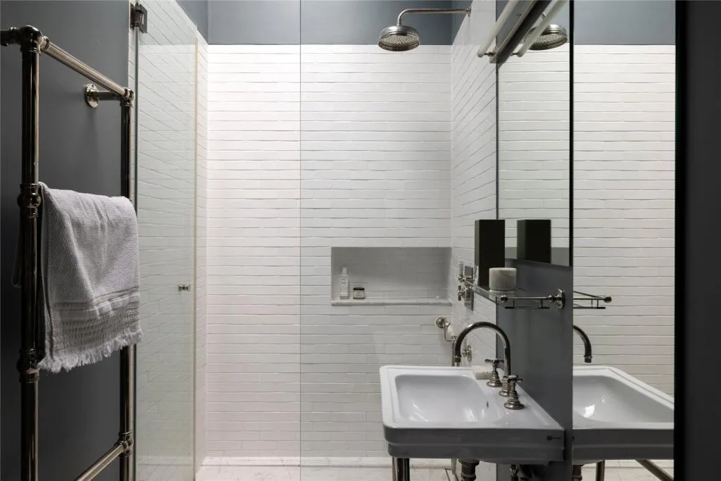 2 bedroom penthouse for rent