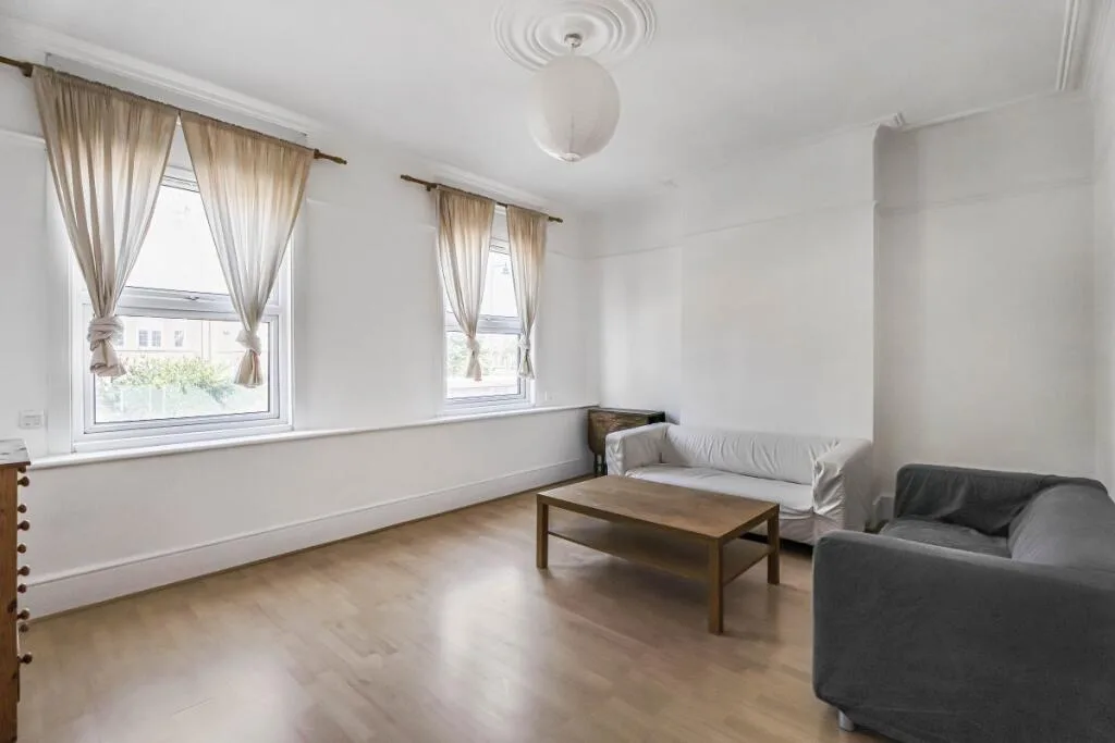 2 bedroom flat for rent