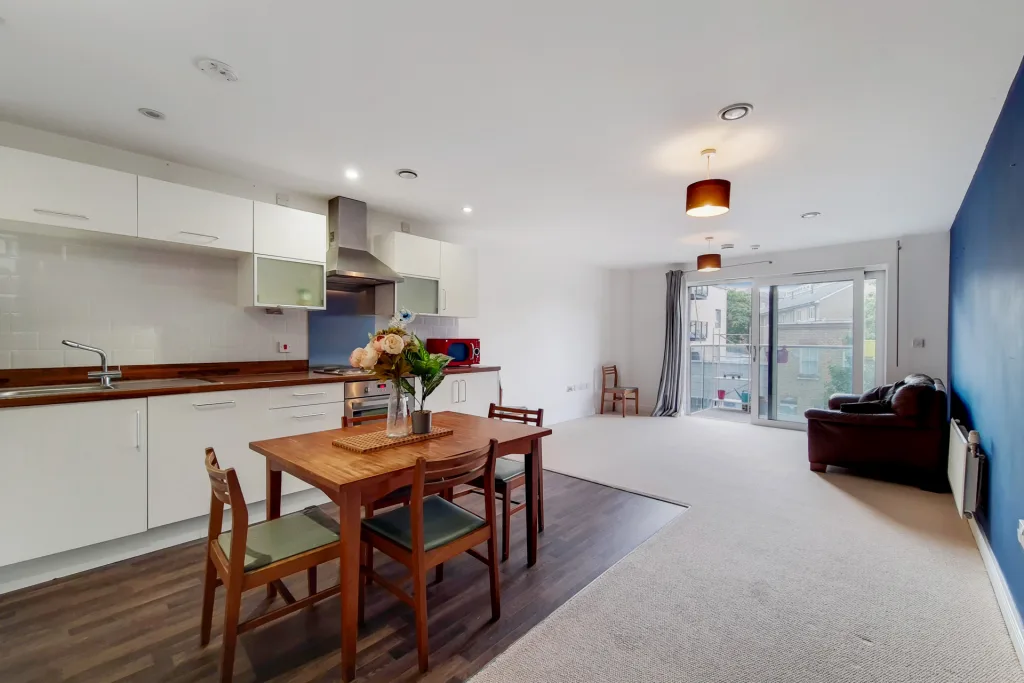 3 bedroom apartment for rent