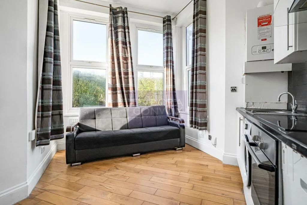 2 bedroom ground floor flat for rent