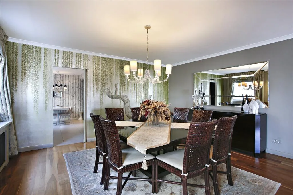 4 bedroom flat for rent