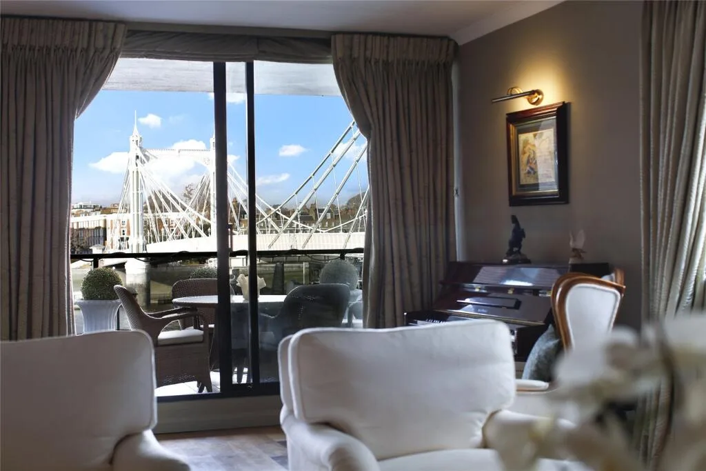4 bedroom flat for rent