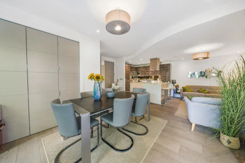 3 bedroom flat for rent