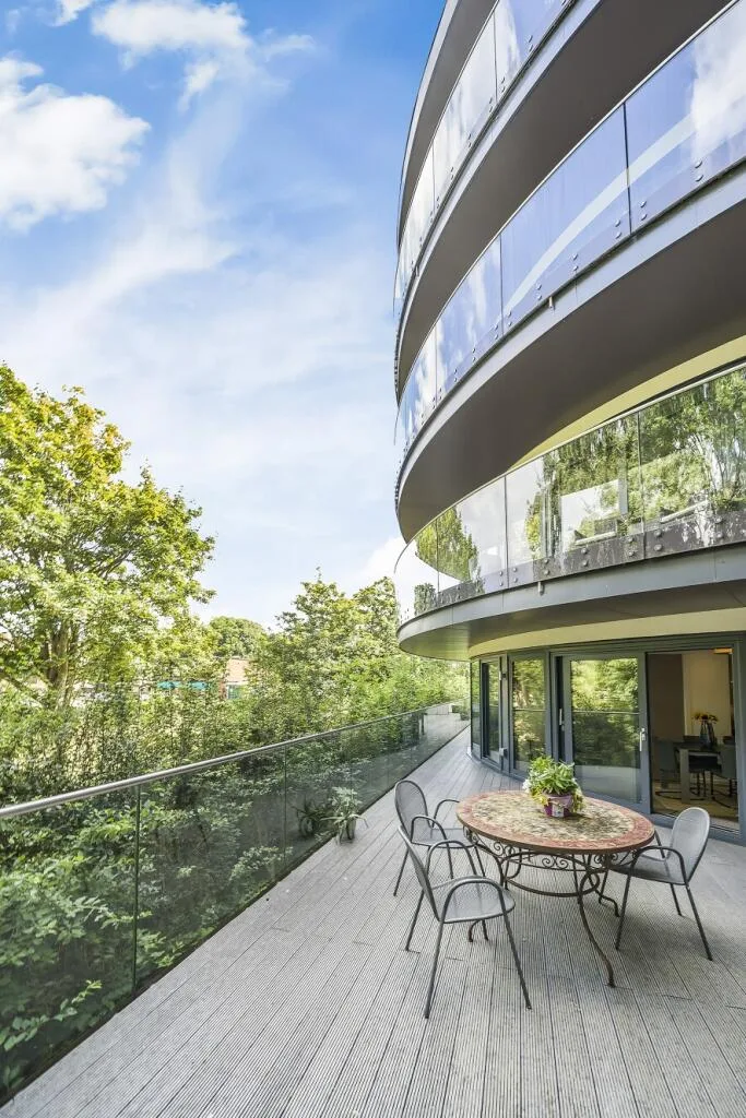 3 bedroom flat for rent