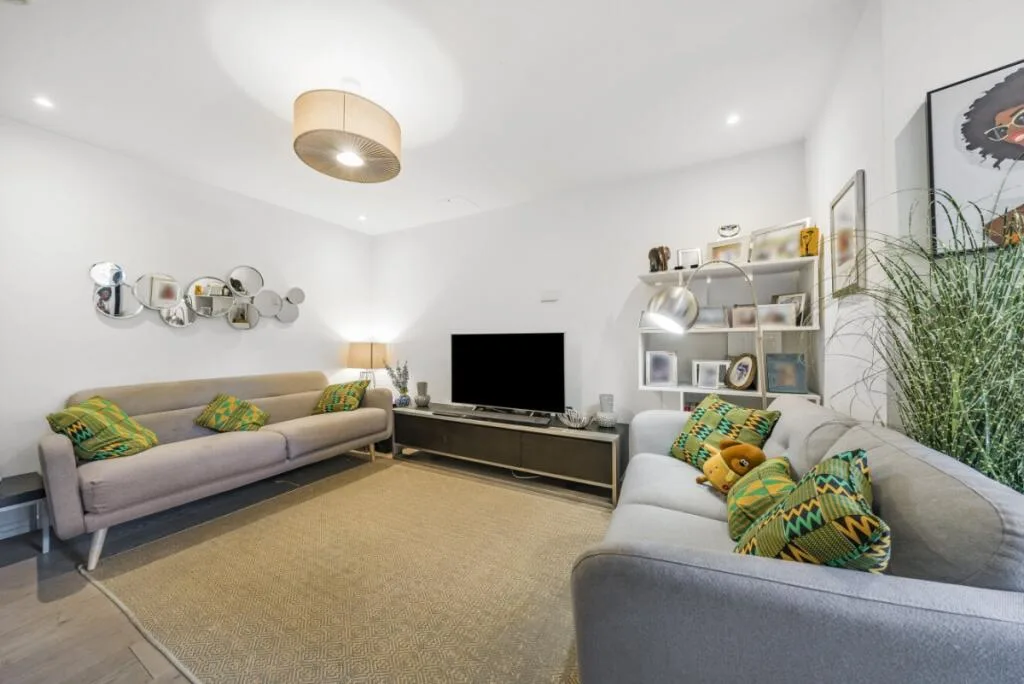 3 bedroom flat for rent