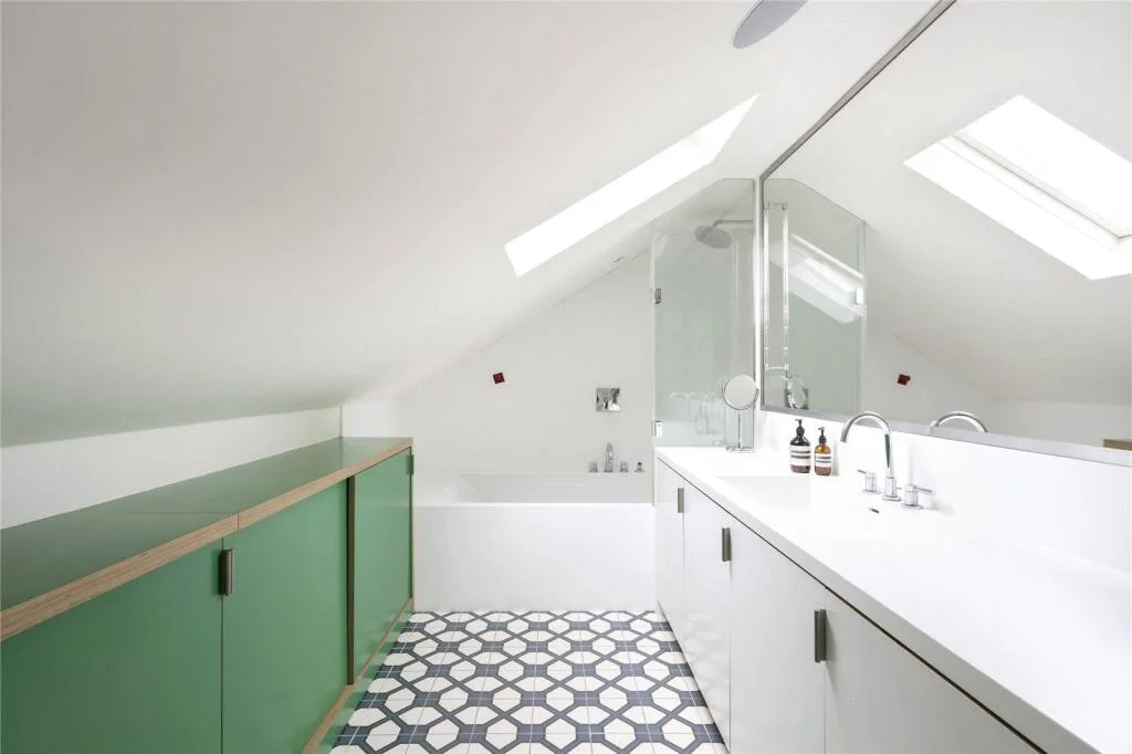 3 bedroom penthouse for rent