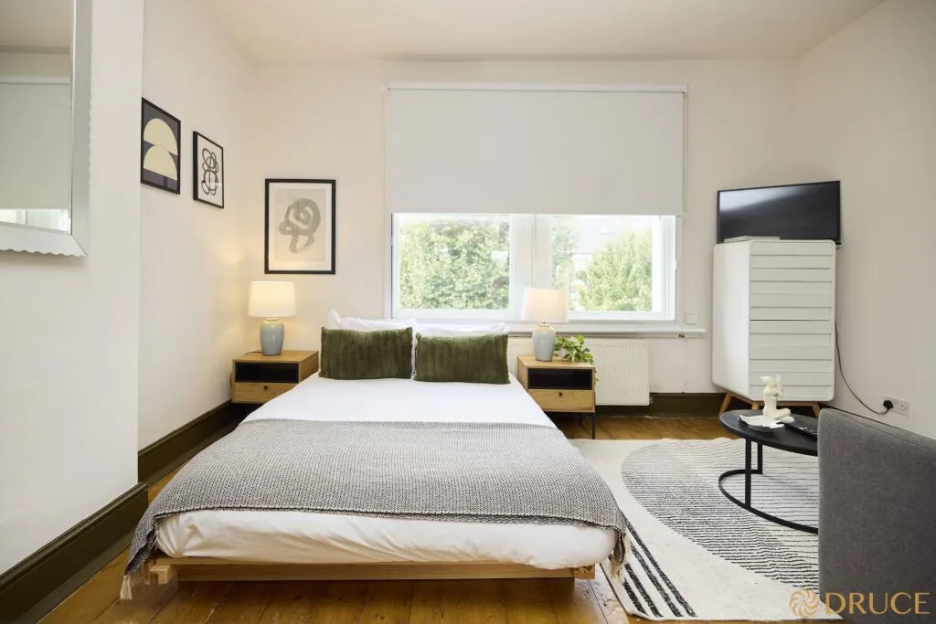 Studio flat for rent
