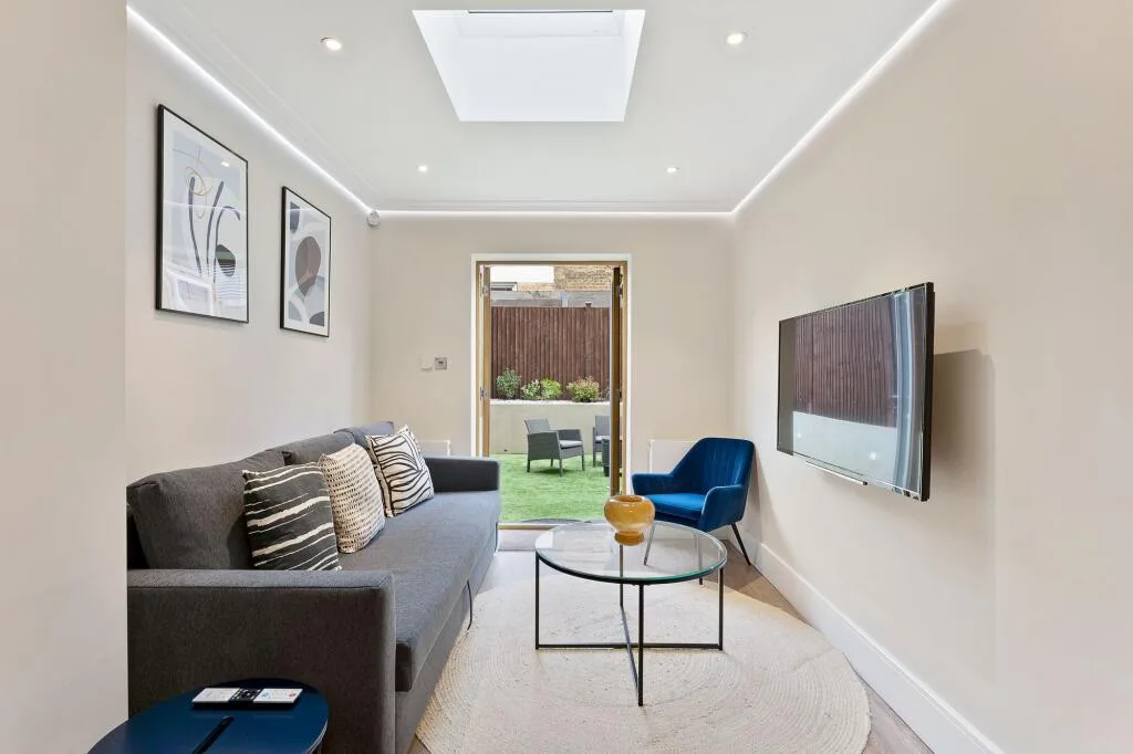 2 bedroom apartment for rent