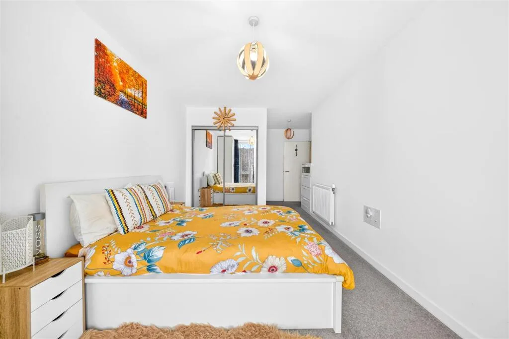 3 bedroom maisonette for rent