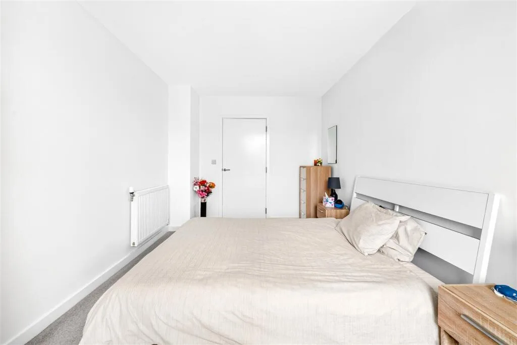 3 bedroom maisonette for rent