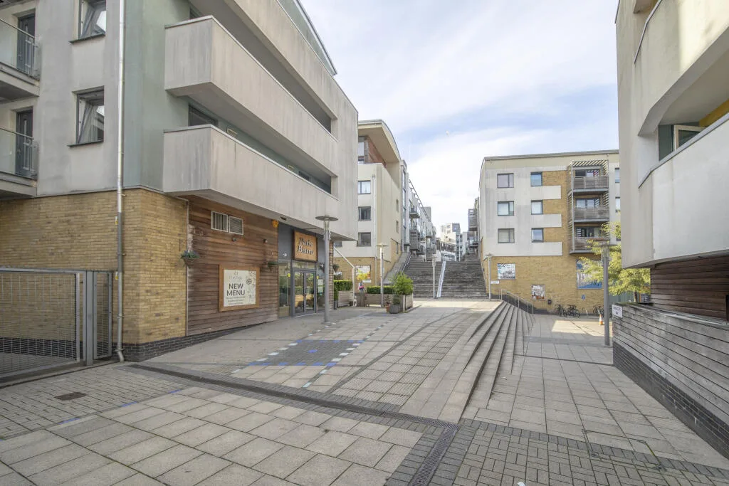 4 bedroom flat for rent