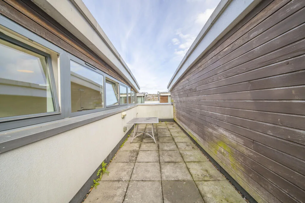 4 bedroom flat for rent