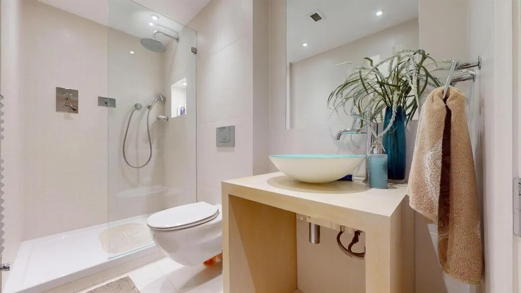 5 bedroom apartment for rent