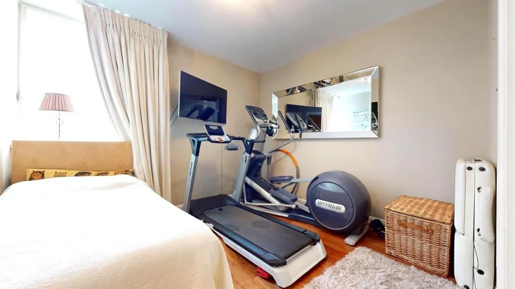 5 bedroom apartment for rent