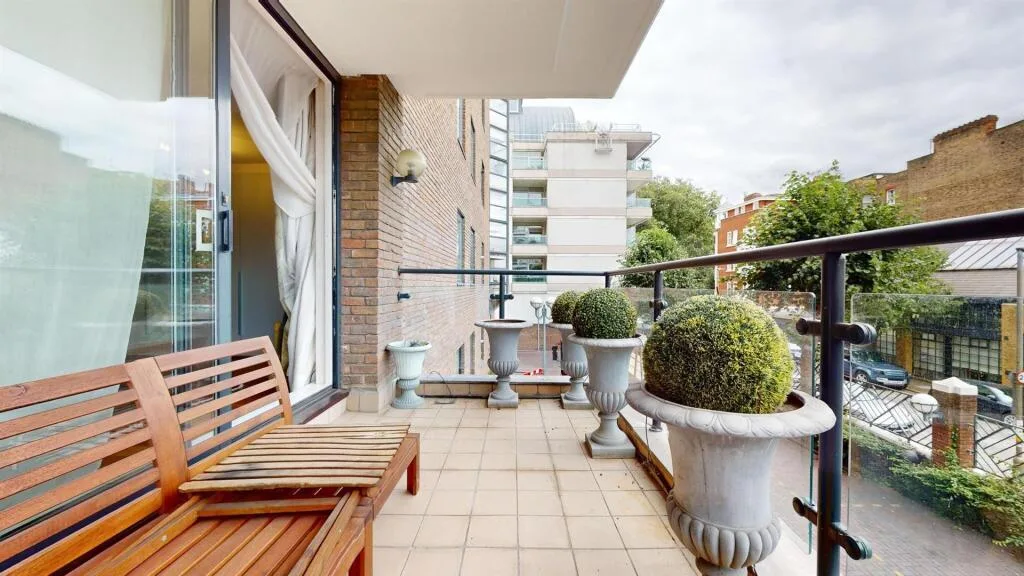 5 bedroom apartment for rent