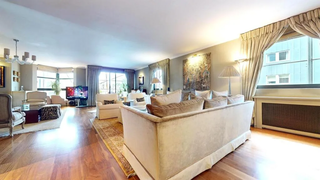 5 bedroom apartment for rent