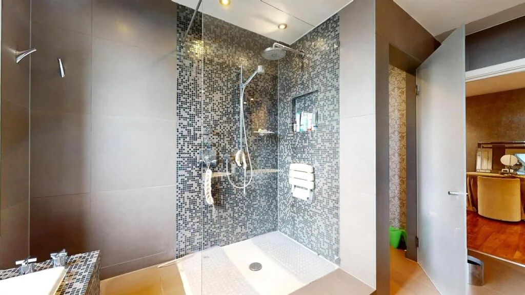 5 bedroom apartment for rent
