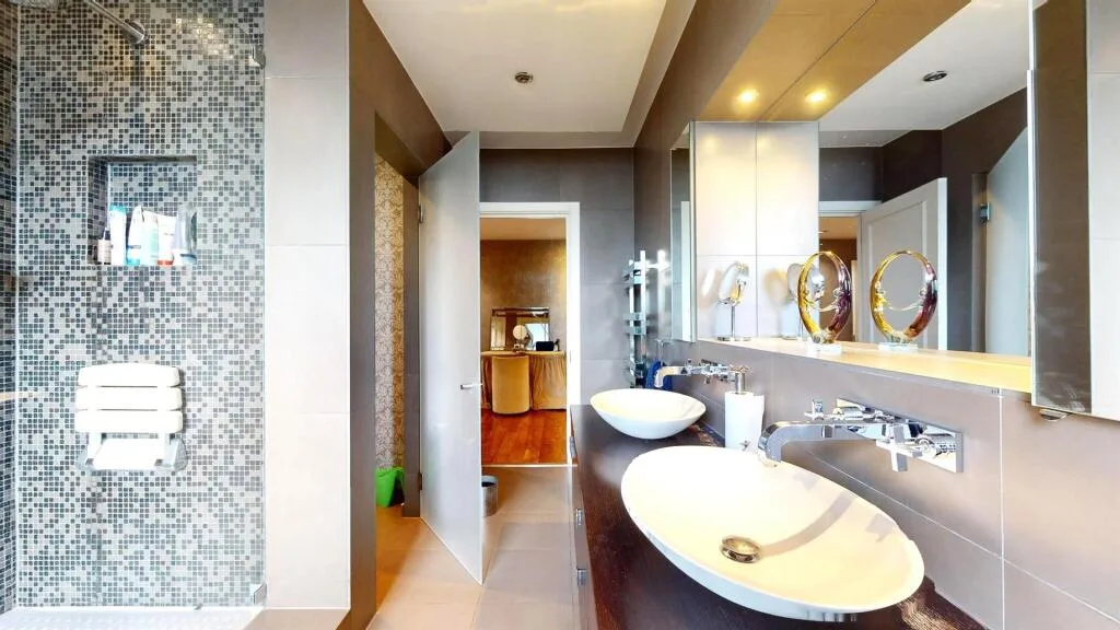 5 bedroom apartment for rent