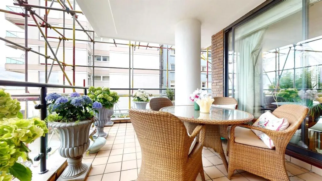 5 bedroom apartment for rent