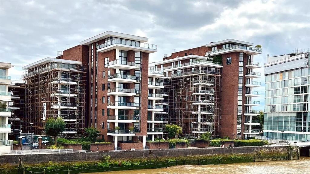 5 bedroom apartment for rent