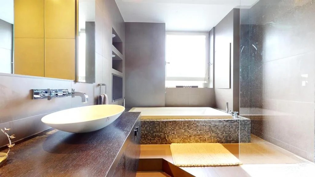 5 bedroom apartment for rent