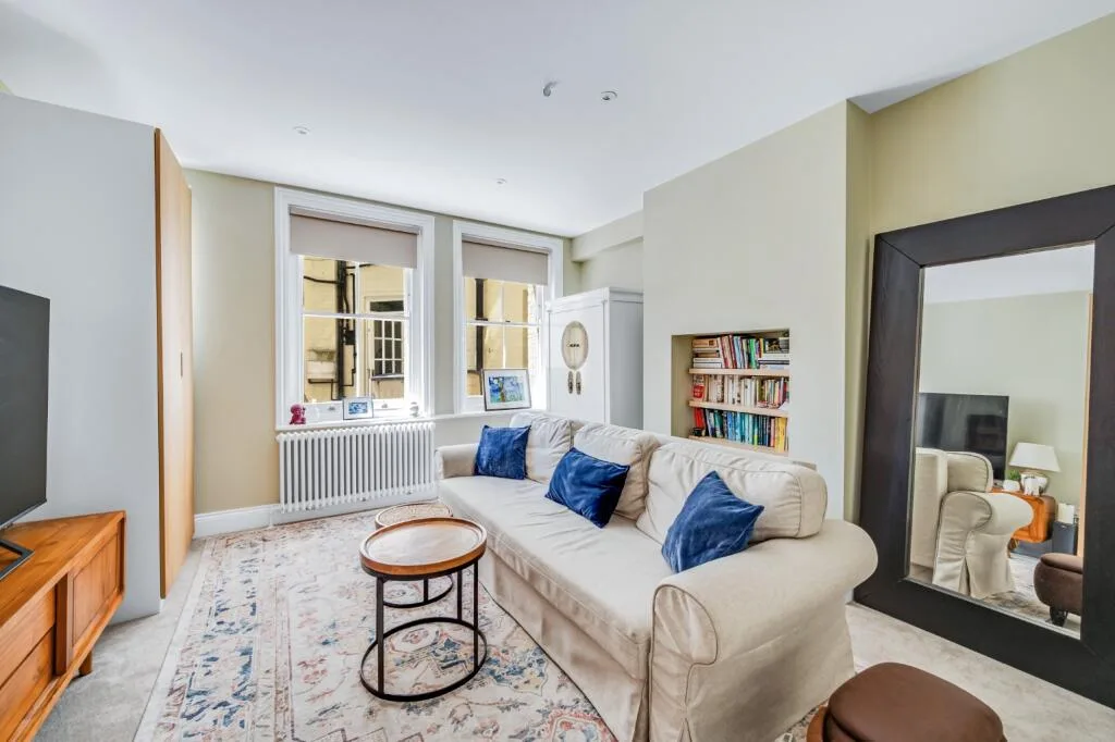 3 bedroom flat for rent
