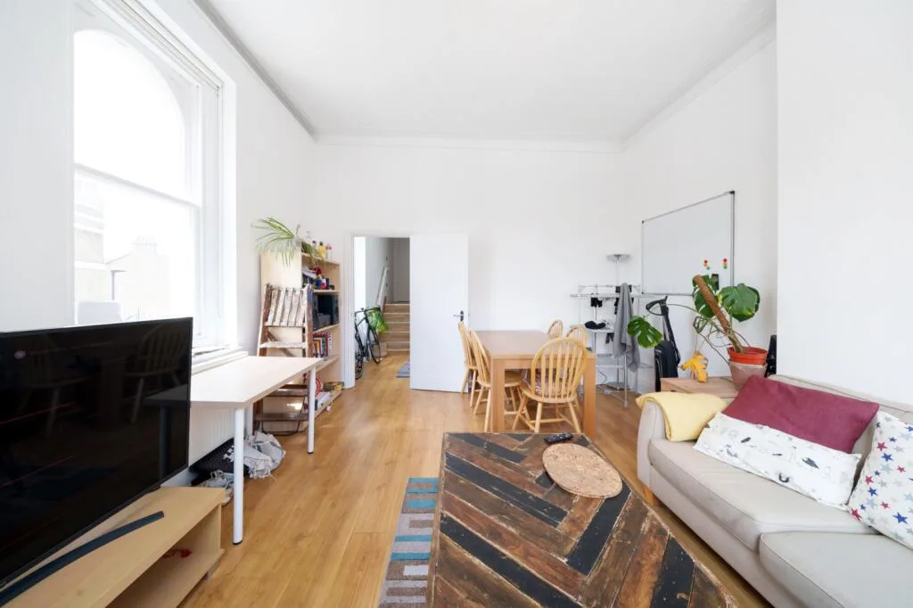 3 bedroom flat for rent