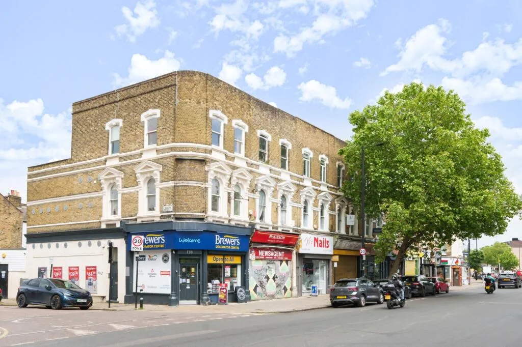 3 bedroom flat for rent