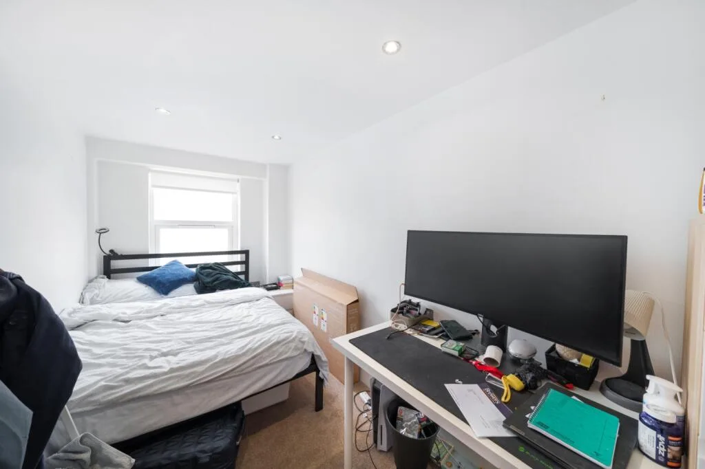 3 bedroom flat for rent