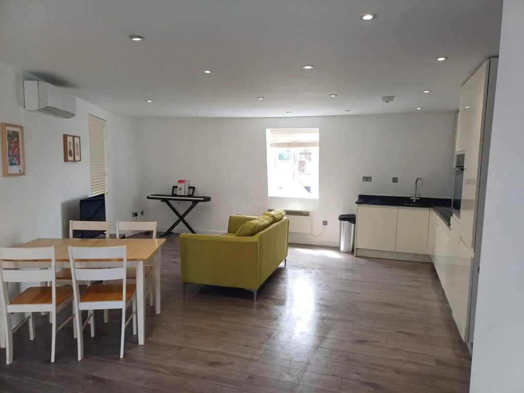 2 bedroom flat for rent