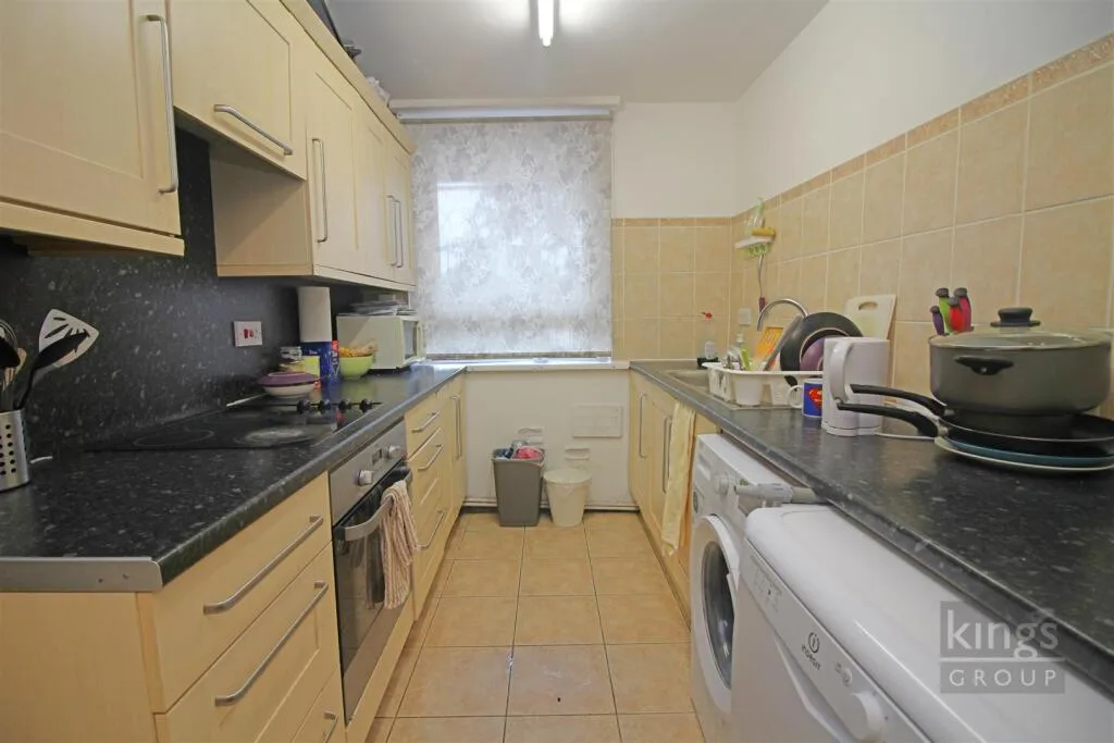 4 bedroom flat for rent