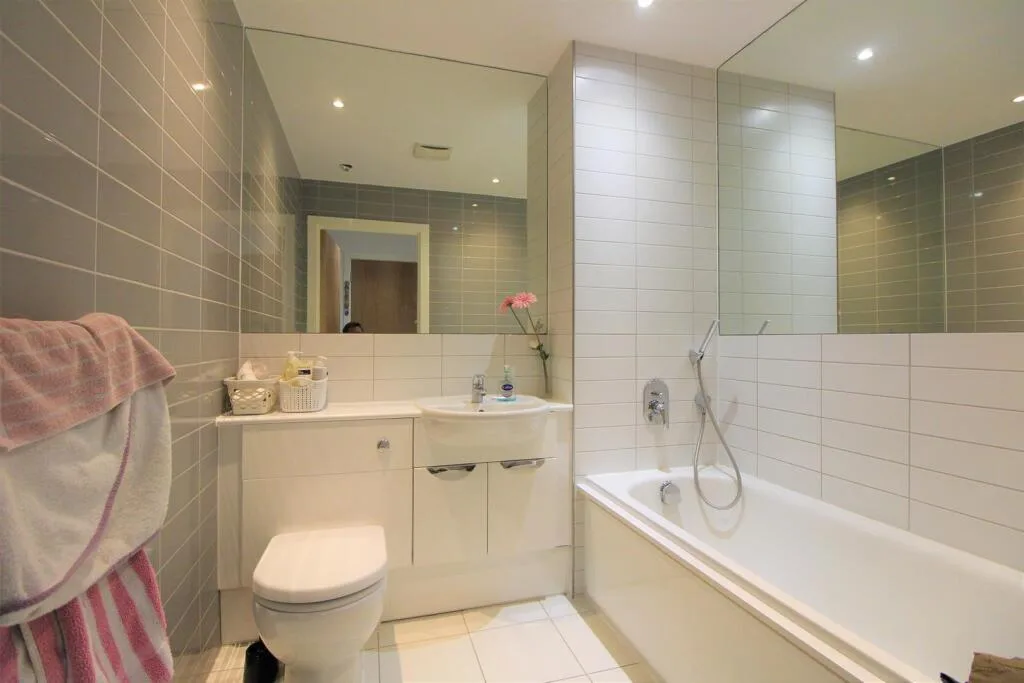 2 bedroom flat for rent