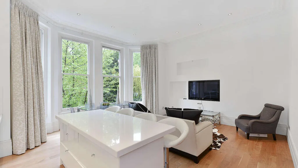 3 bedroom flat for rent
