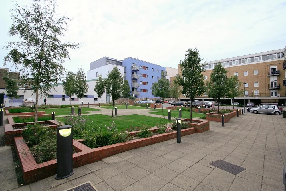 2 bedroom mews property for rent