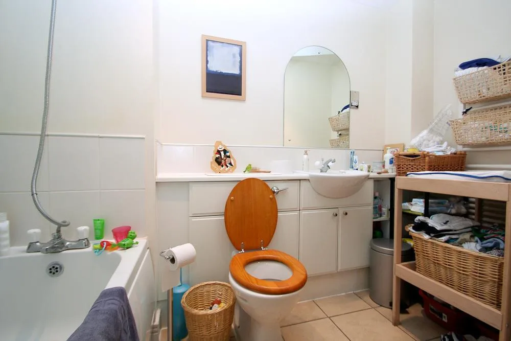 2 bedroom mews property for rent