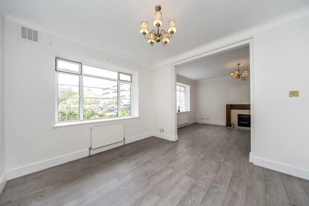 3 bedroom flat for rent