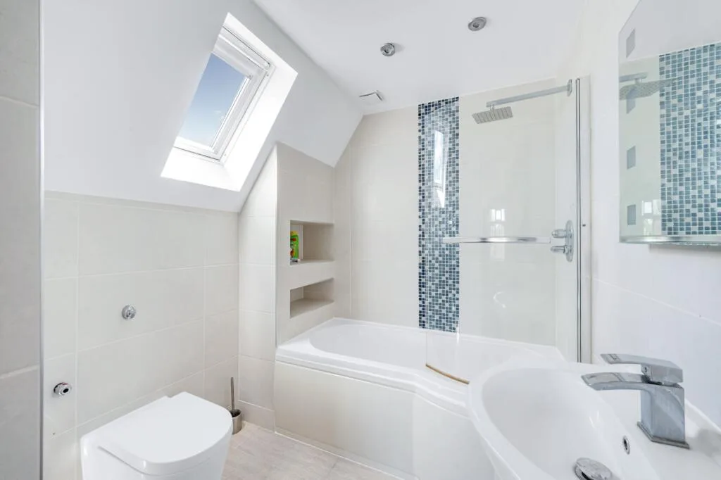 8 bedroom detached house for rent