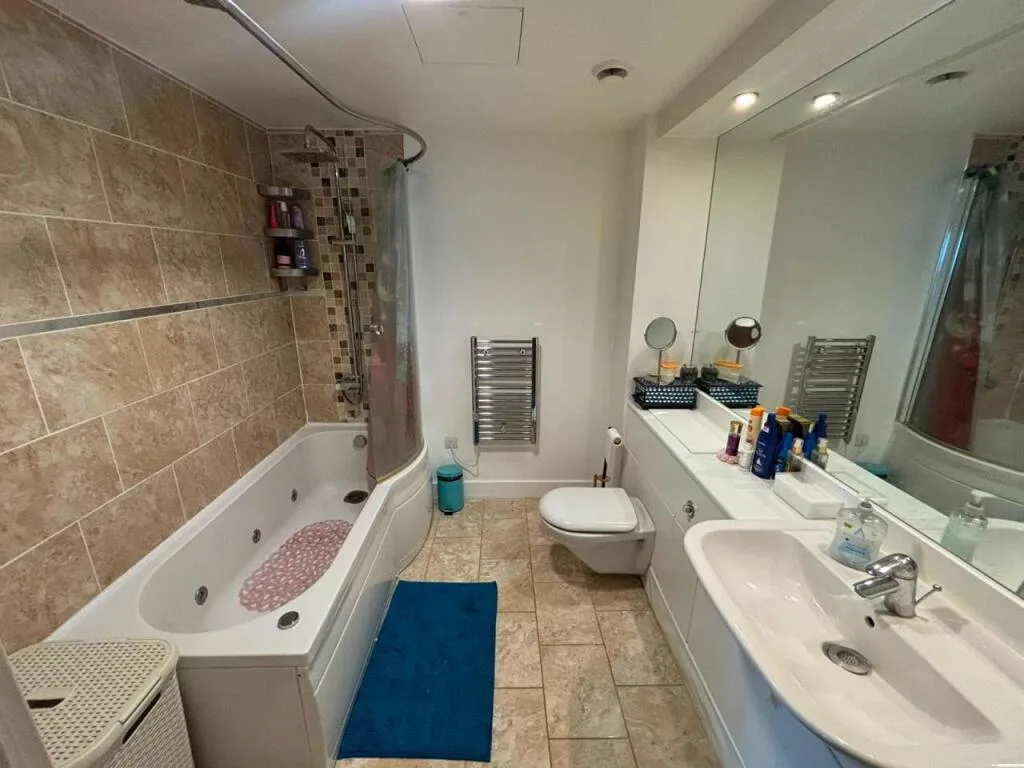 2 bedroom flat for rent