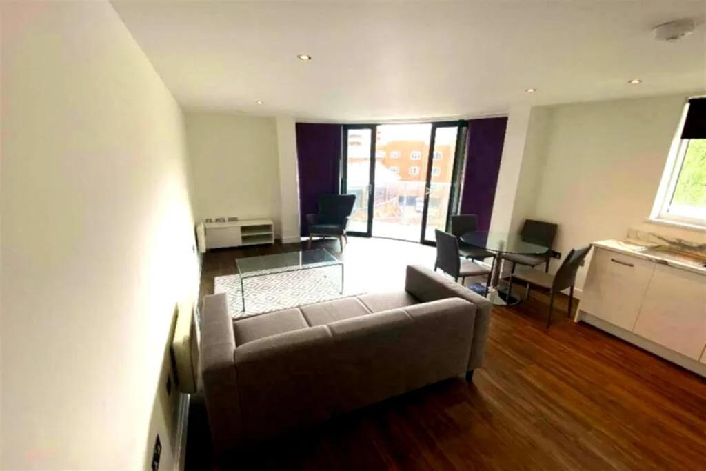 2 bedroom flat for rent